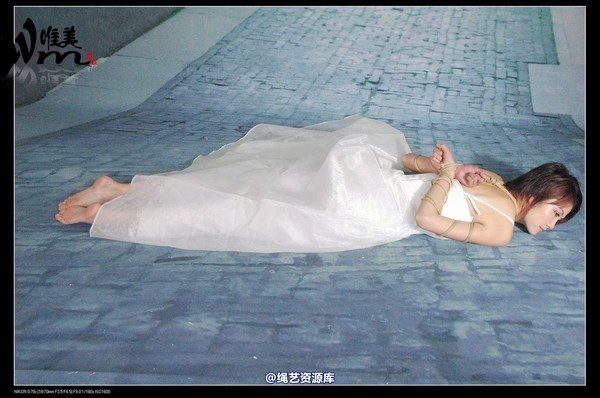 唯美之家 - 2008-08-01晓姿堵嘴 第 87 张图片