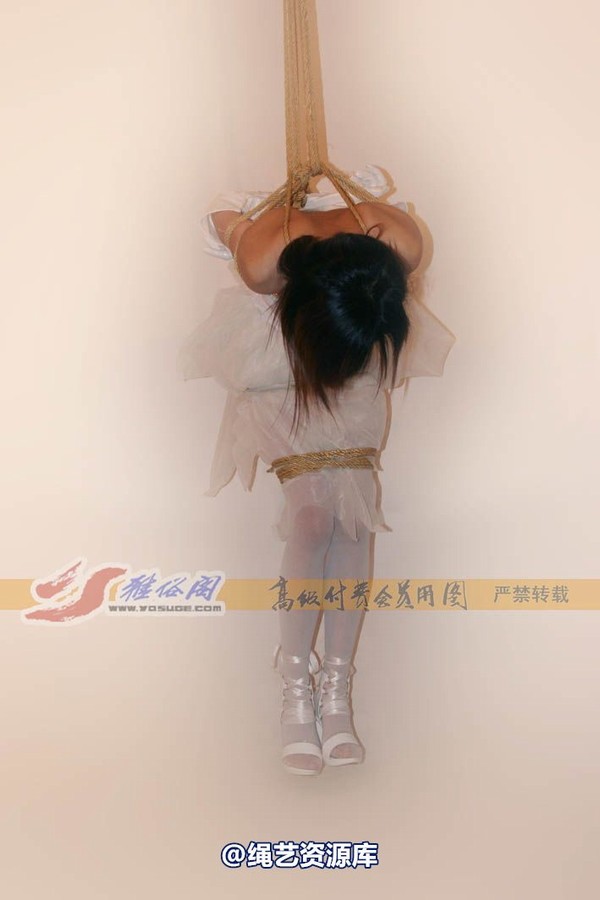 雅俗阁 - 20060531雪儿短款婚纱 第 65 张图片