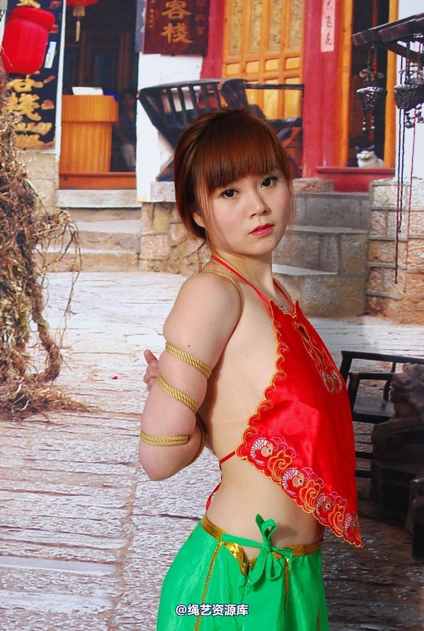 唯美之家 - 新模萌萌红肚兜 第 83 张图片