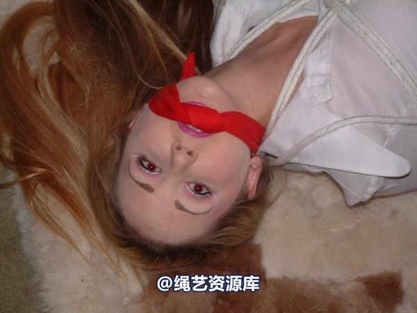 bondagebob - Chanta Rose 70s and leather hogtie 2 第 12 张图片