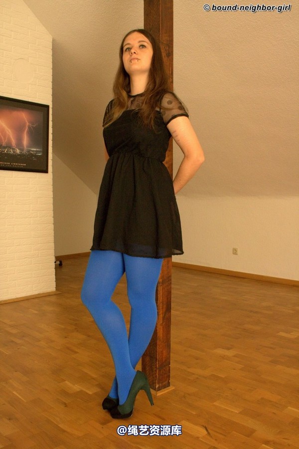 bound-neighbor-girl - Guest Romy - For the first time tied up in the office 3 第 6 张图片
