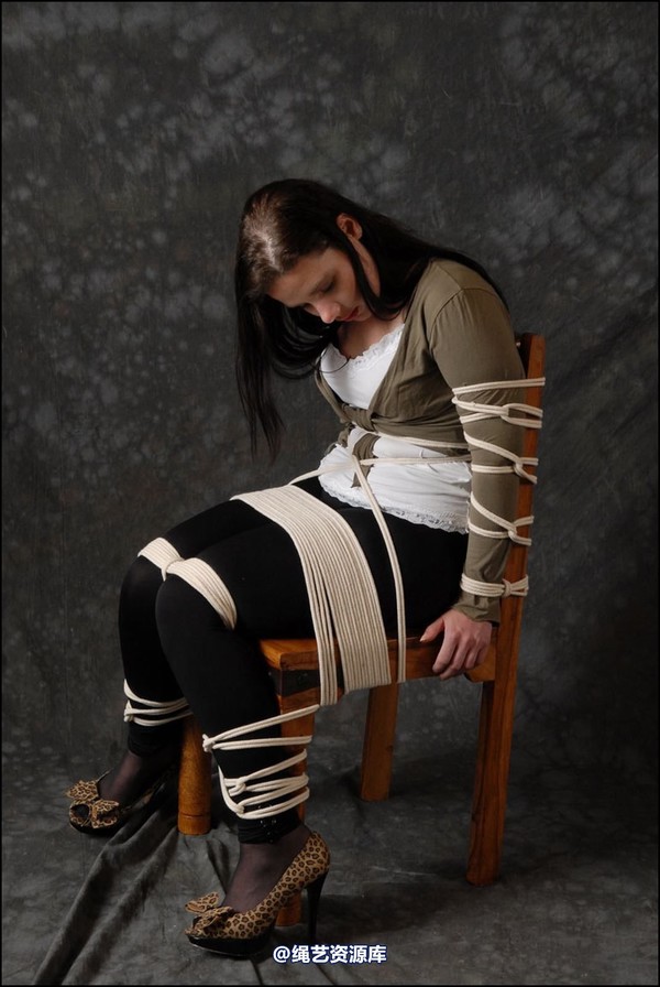 simplytied - Wendy tight chair 第 14 张图片