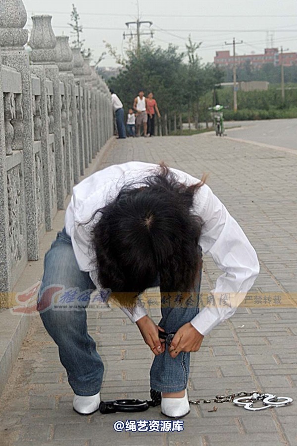 雅俗阁 - 20080701雅璇雅绪镣铐 第 2 张图片