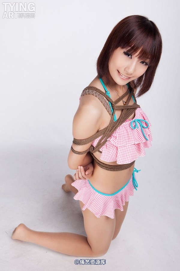 禁忌摄影 - No.098 Pretty Swimming Suit 1 - Ayako 第 9 张图片