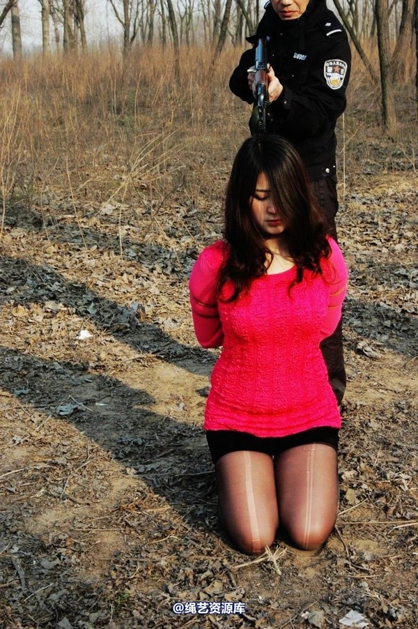 mj影视 - 2013-3-5陈沫踏青 黑丝美女最终的不归路 第 355 张图片