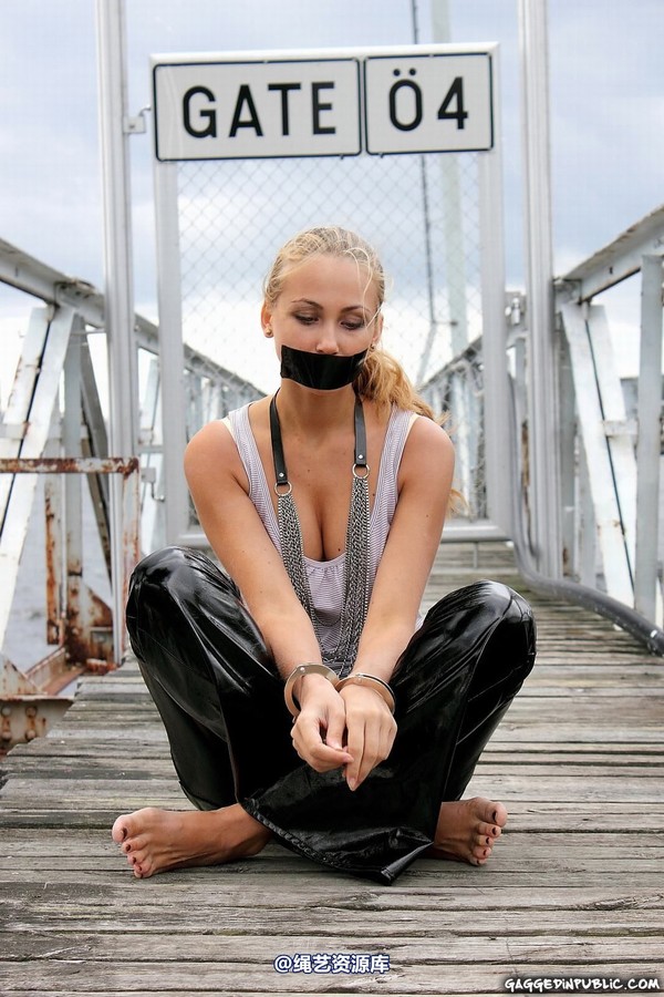 gaggedinpublic - gip322 第 78 张图片