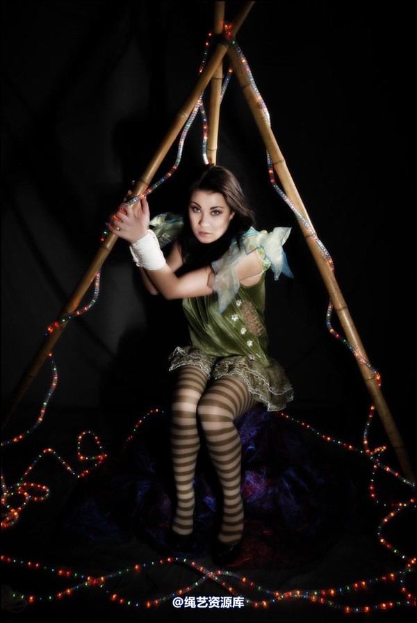 simplytied - Christmas Cracker 第 6 张图片