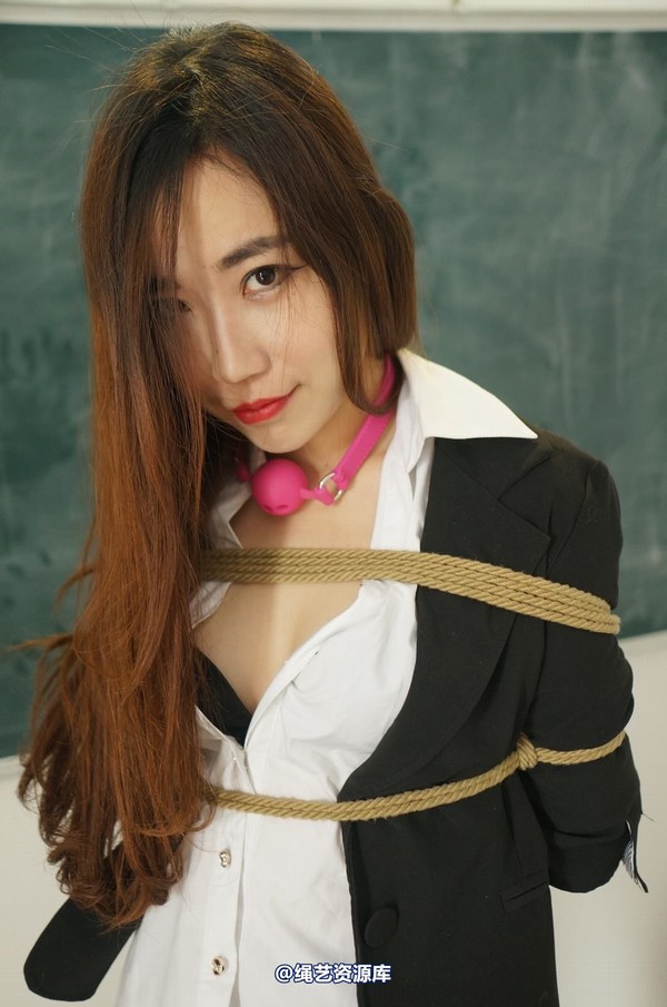 dk13美束馆 - 2.21-娜娜教师-C125P 第 25 张图片