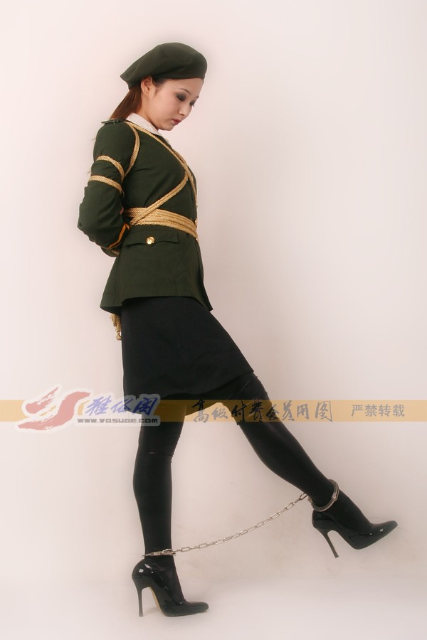 雅俗阁 - 20060422雅思警服(2) 第 82 张图片