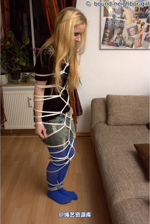 bound-neighbor-girl - Lavinia's Blind Date Part 2 第 15 张图片