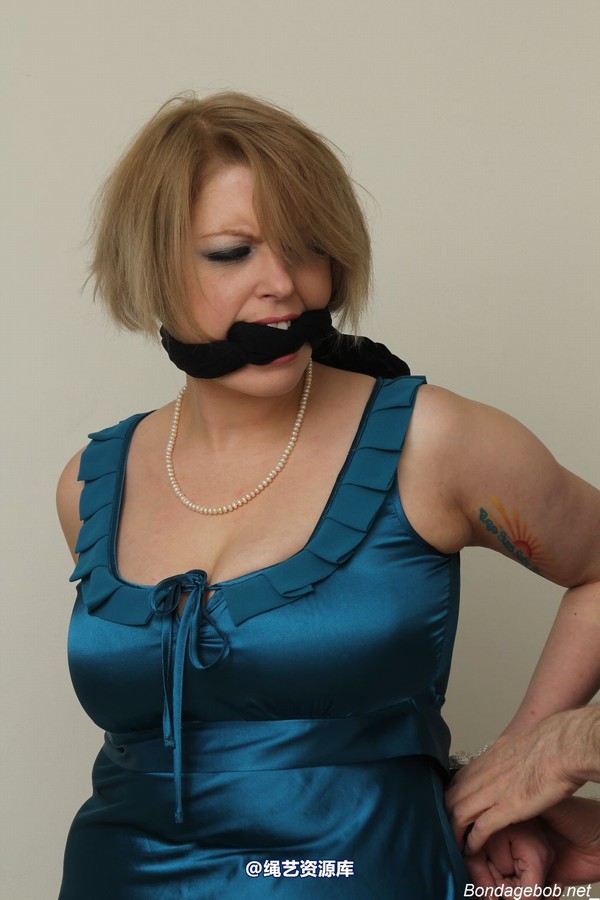 bondagebob - Temptress Kate Pantyhose gag 第 45 张图片