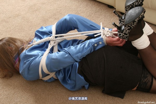 bondagebob - Sapphire Blu Hogtied 第 99 张图片