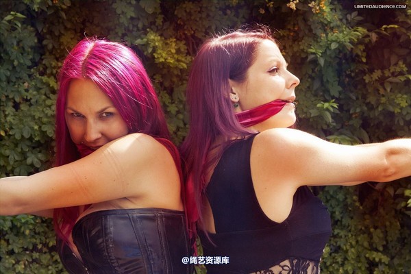 limitedaudience - 2012 elyssia violet reign two for one 3 第 28 张图片