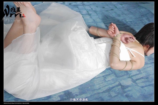 唯美之家 - 2008-08-01晓姿堵嘴 第 4 张图片