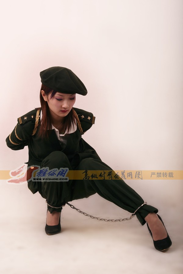 雅俗阁 - 20060407雪儿警服 第 53 张图片