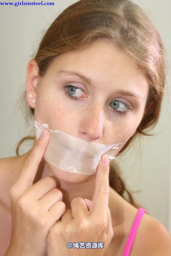 girlsinsteel - Sophia and the tape problem 第 12 张图片