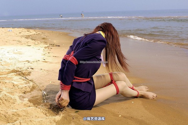 丽柜美束 - 2006-10-31 第 12 张图片