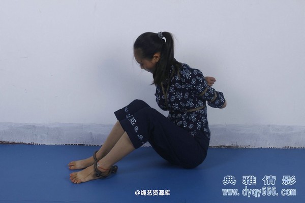 典雅倩影 - 324-女交通员被捕 第 55 张图片
