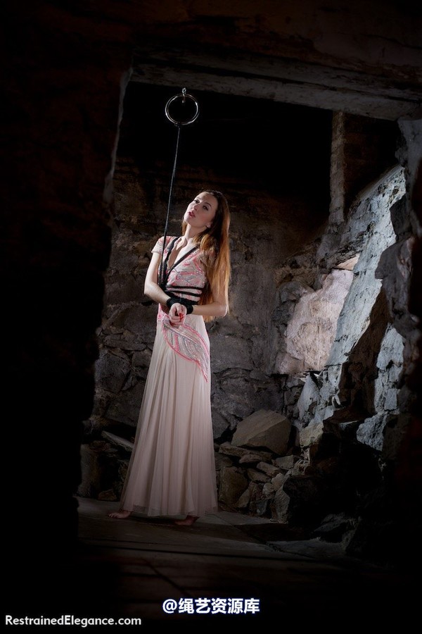 restrainedelegance - Sparkles in the Dungeon 第 45 张图片