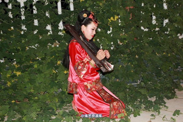 胜景山庄 - 292-古代新娘戴枷 第 22 张图片
