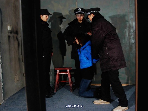 mj影视 - 故意杀人犯黄燕－绑赴刑场2013-03-28 第 40 张图片
