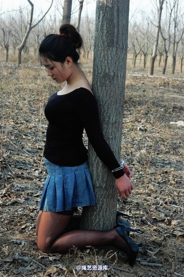 mj影视 - 2013-3-4陈沫踏青 黑丝美女最终的不归路 第 225 张图片