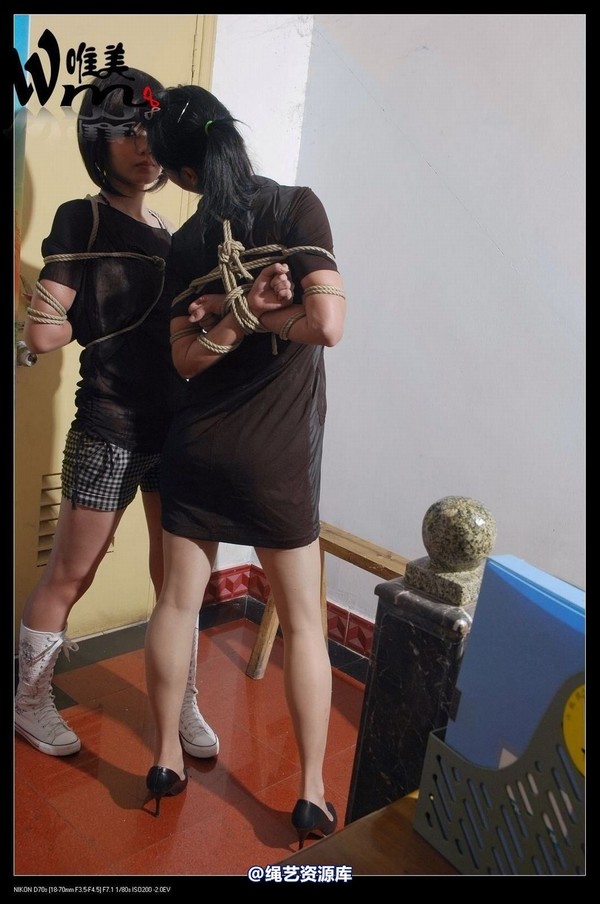 唯美之家 - 2009-6-12美女KB秀之两姐妹 第 17 张图片