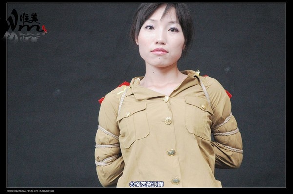 唯美之家 - 2008-08-06水柔军装 第 83 张图片
