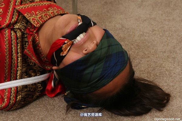 bondagebob - Fiona G Blindfold 第 119 张图片