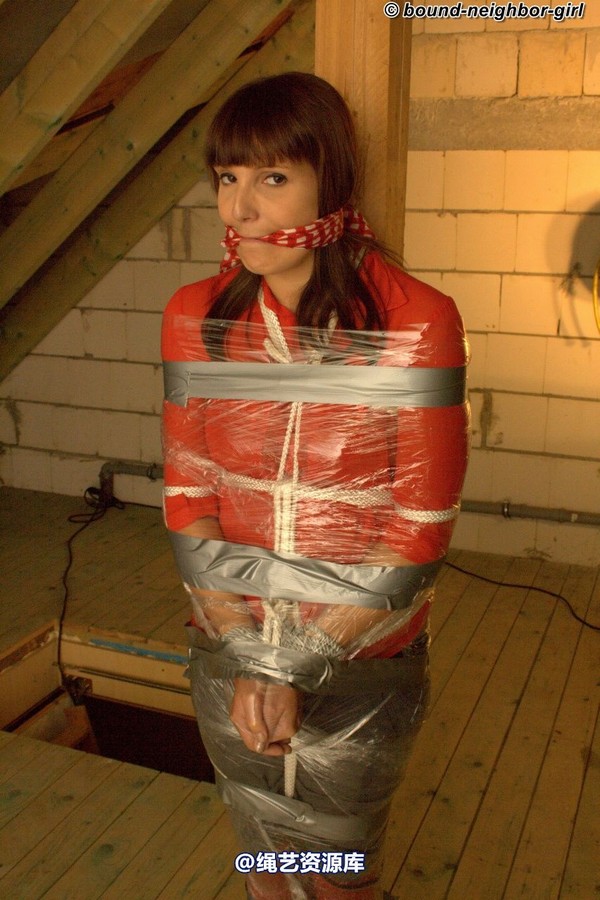 bound-neighbor-girl - Susan - Tied up in the Attic 2 第 36 张图片