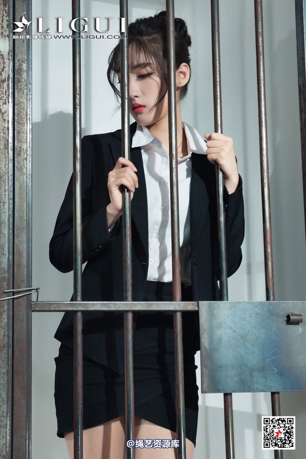 丽柜美束 - 2019-02-15 OL麻绳惩戒 王欣竹 第 9 张图片