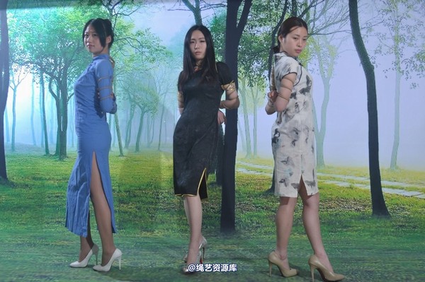 mj影视 - 三大模特争秀1 第 299 张图片