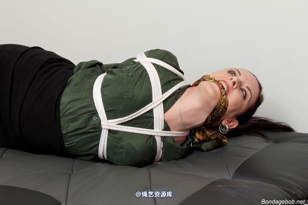 bondagebob - Caroline Pierce Tight Hogtie 第 134 张图片
