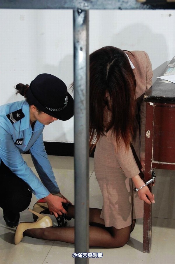 mj影视 - 倾心职务犯罪－押解绳-2013-03-28 第 109 张图片