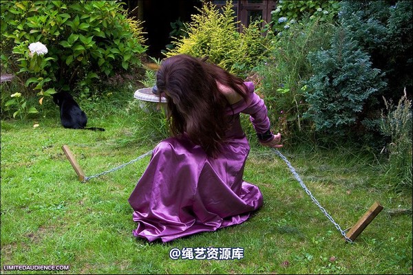limitedaudience - 2008 catya chained 第 23 张图片