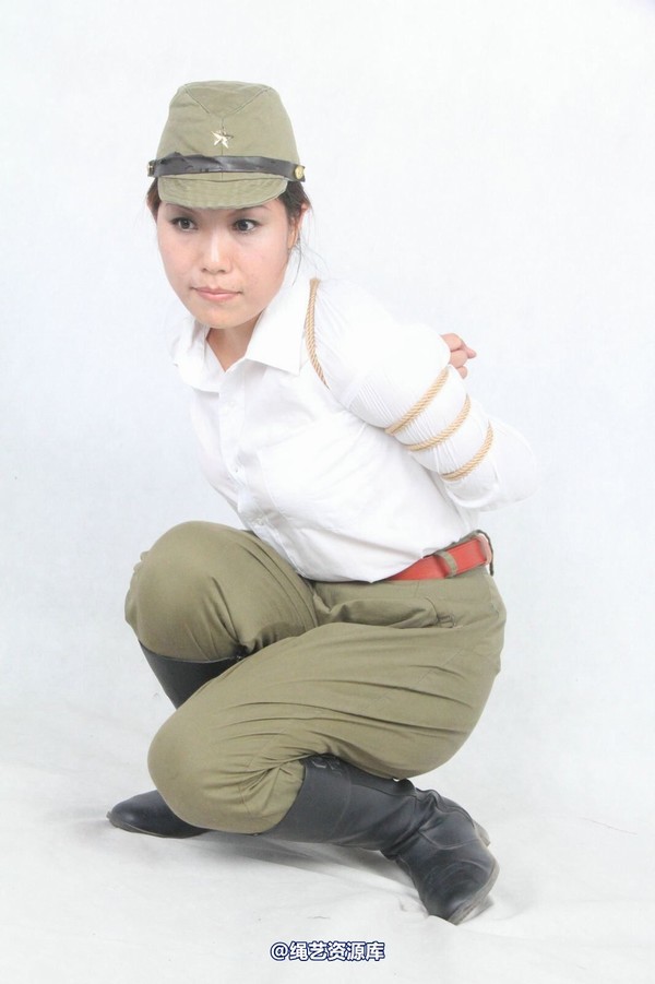 胜景山庄 - 196-绑个女鬼子 第 10 张图片