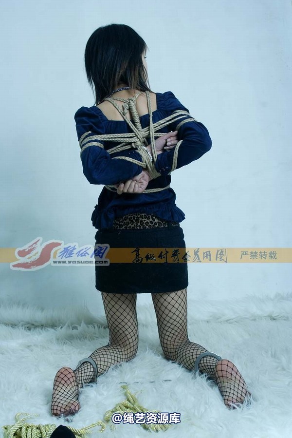 雅俗阁 - 20070404雪儿制服 第 35 张图片