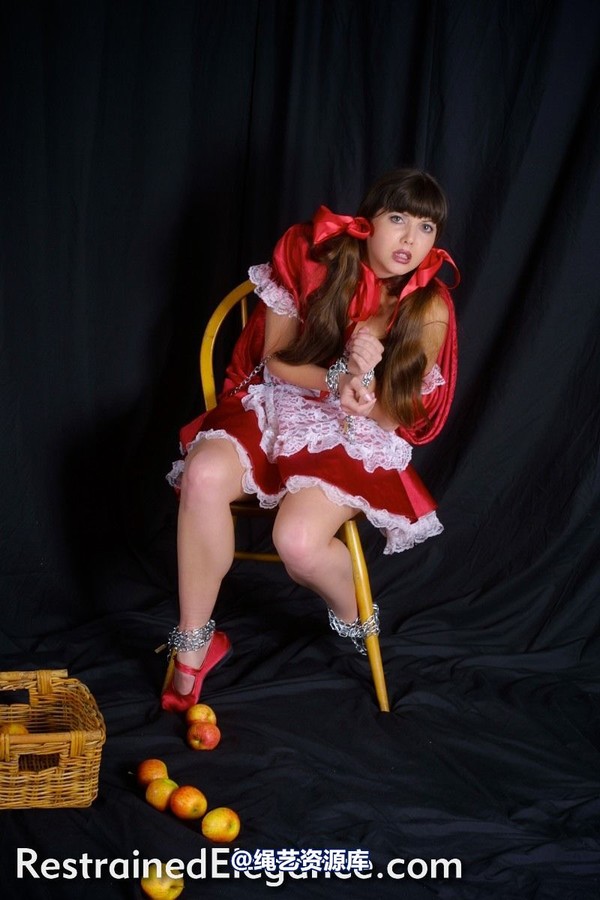 restrainedelegance - Red Riding Hood 第 42 张图片