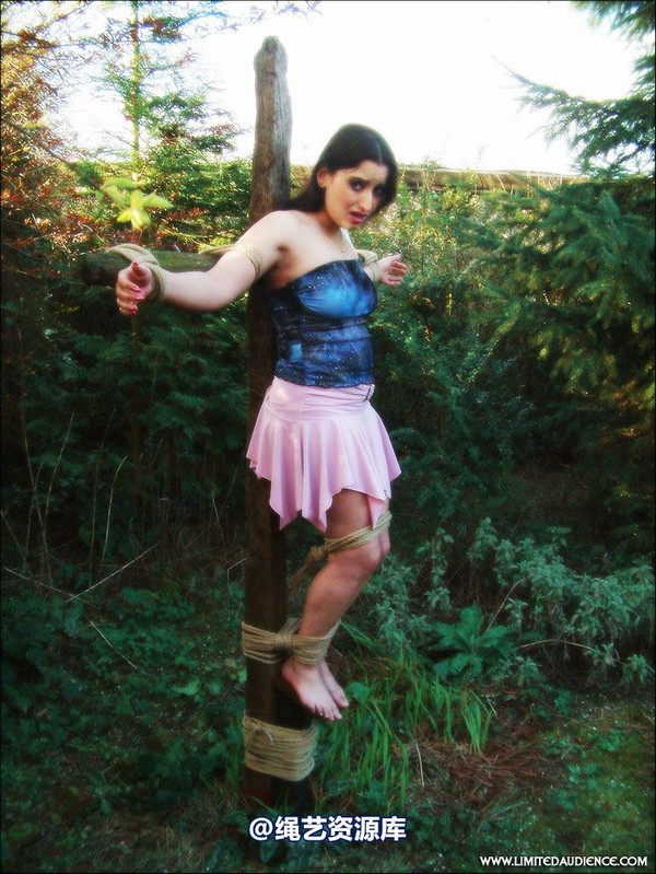 limitedaudience - 2007 jasmine de launay the suffering pt 1 第 7 张图片