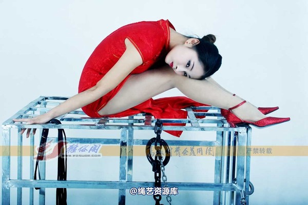 雅俗阁 - 20070210雅思红旗袍 第 14 张图片