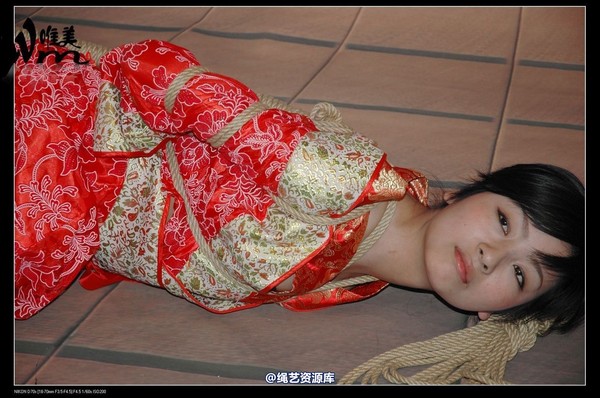 唯美之家 - 08-05-29盈盈汉服-护士装 第 214 张图片