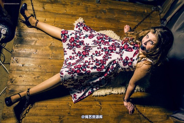 limitedaudience - 2015 alais peach spread and chained 第 29 张图片