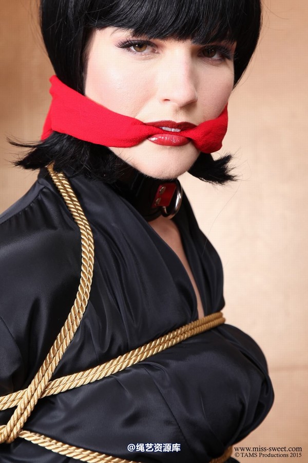 miss-sweet - ILSA IN BLACK 第 93 张图片