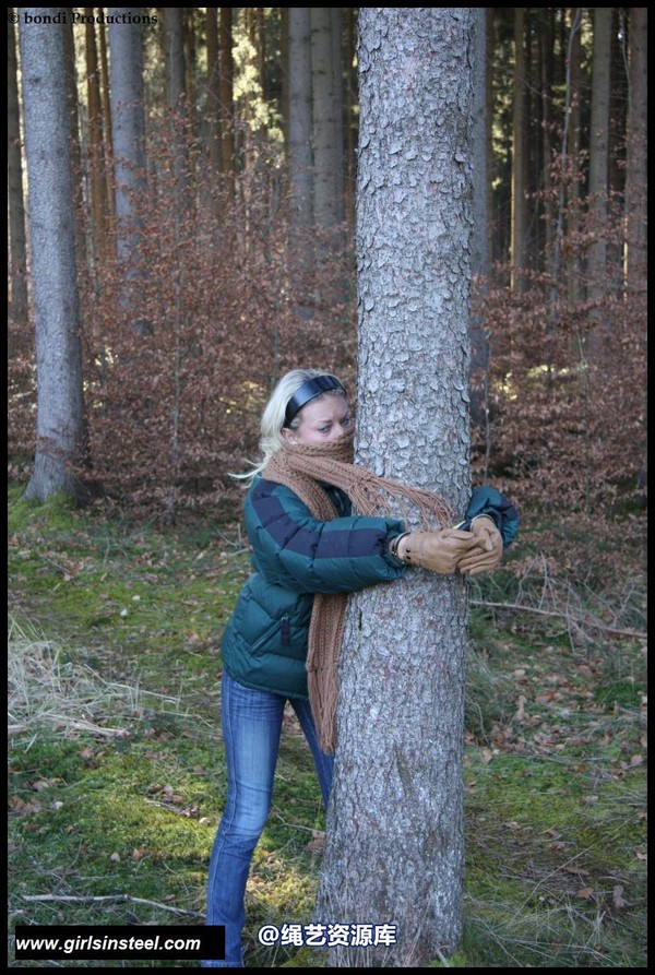 girlsinsteel - In the forest 第 24 张图片