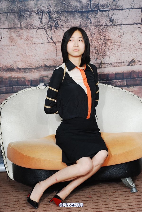 唯美之家 - 白雪试服装11 第 21 张图片