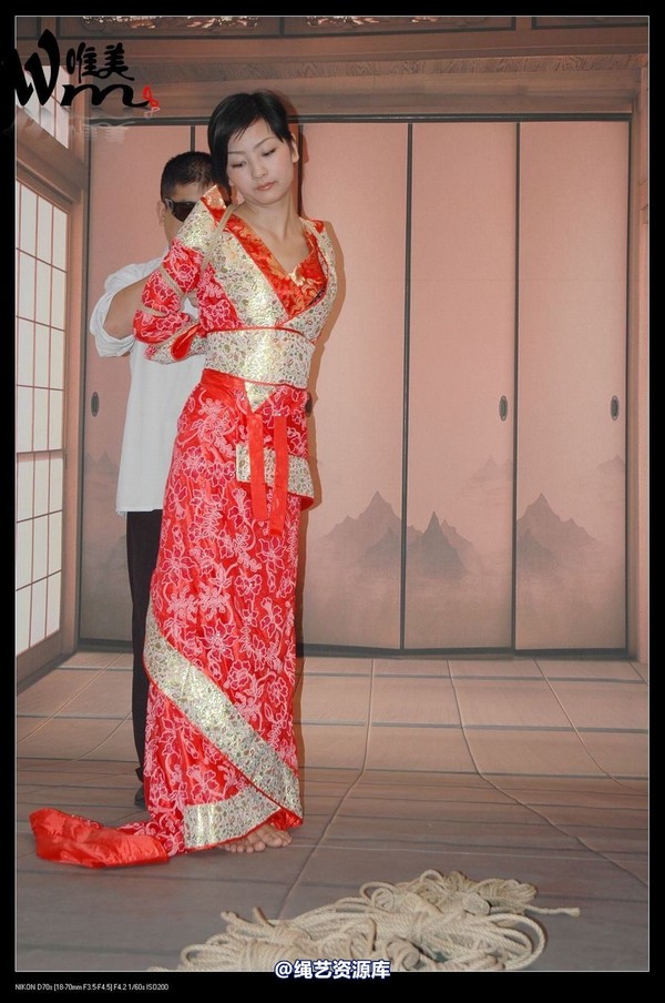 唯美之家 - 08-05-29盈盈汉服-护士装 第 9 张图片