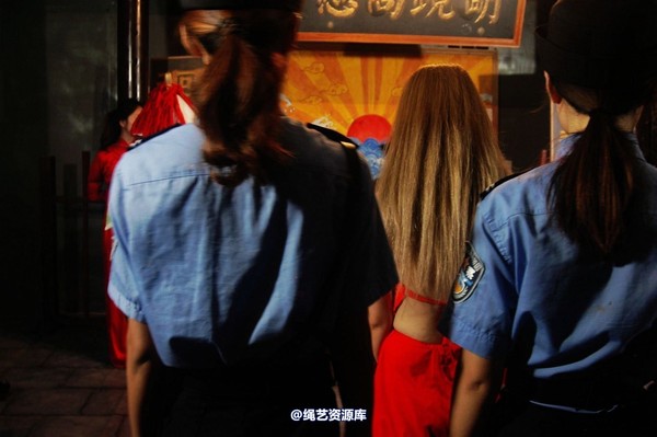mj影视 - 血的代价梦境古大堂 女囚众生相2013-08-26 第 46 张图片