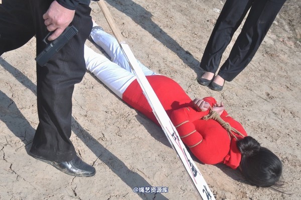 mj影视 - 牵出大案―押赴刑场 第 80 张图片