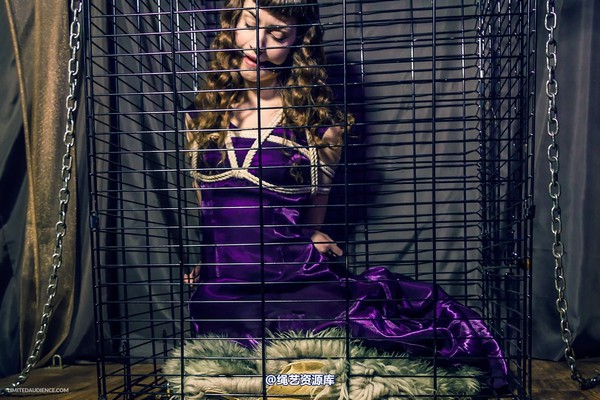 limitedaudience - 2014 fay inside the cage 2 第 24 张图片