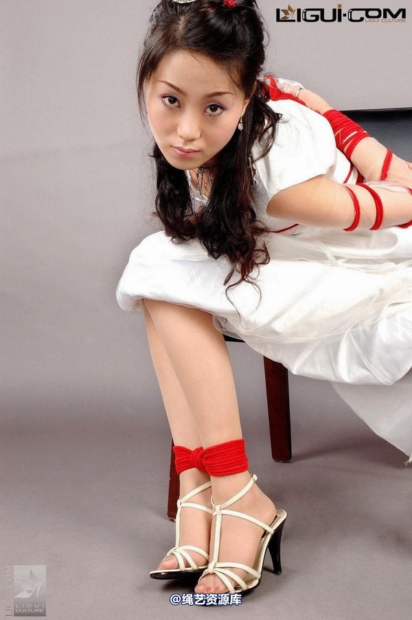 丽柜美束 - 2008-10-21 琳达 第 29 张图片